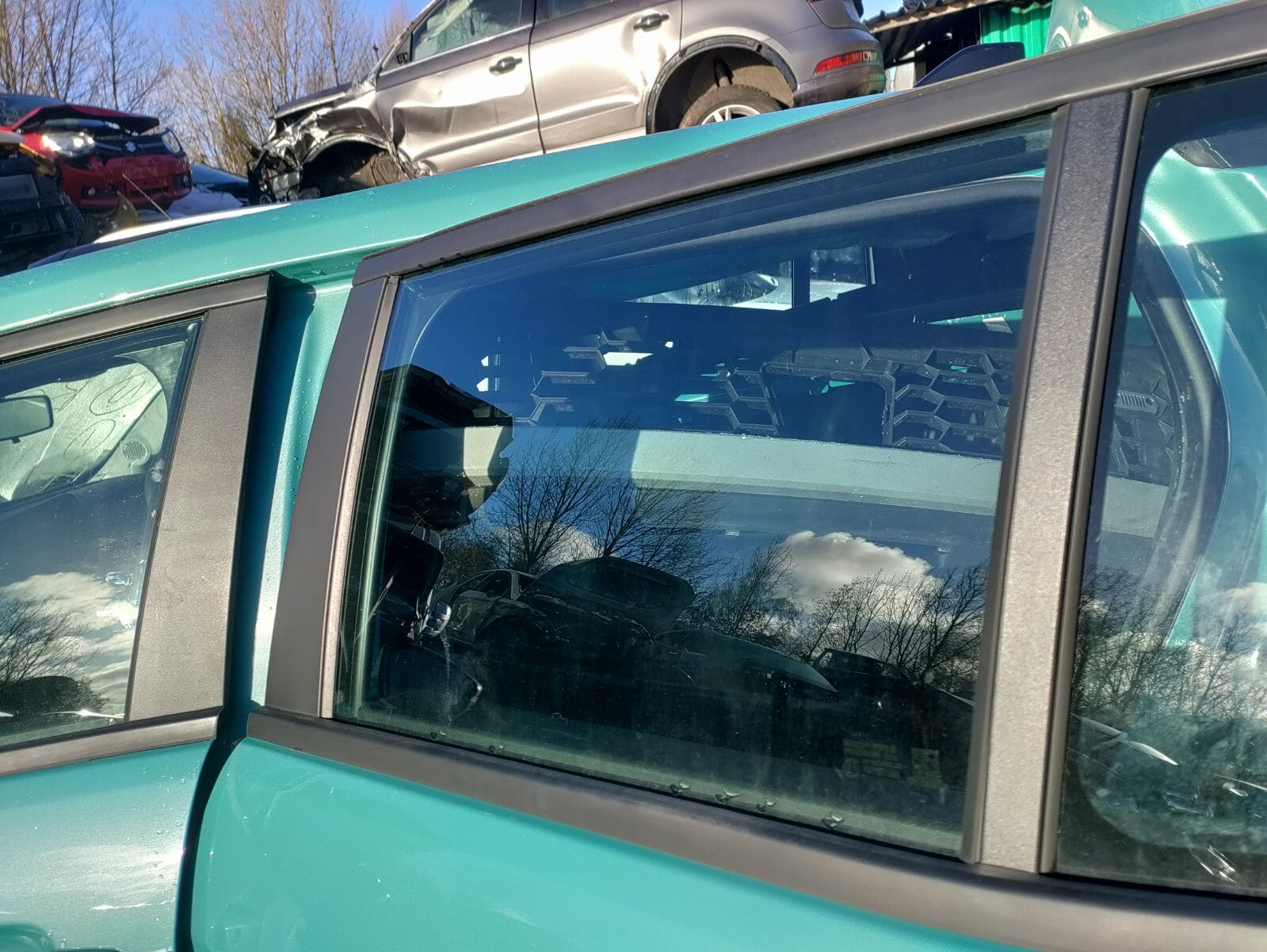 2024 JEEP AVENGER NSR PASSENGER SIDE REAR WINDOW GLASS