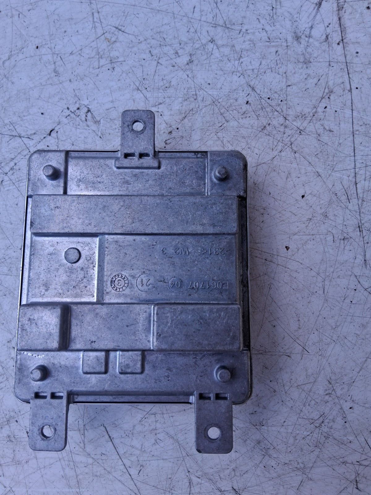 BMW 1 SERIES F20 F21 FRONT LIGHT BALLAST CONTROL UNIT MODULE E061708