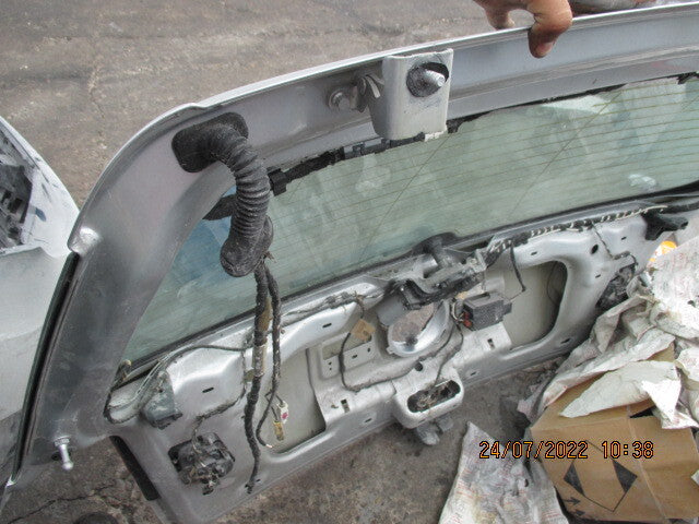 VW VOLKSWAGEN GOLF MK6 2009 REAR BOOTLID TAILGATE SILVER