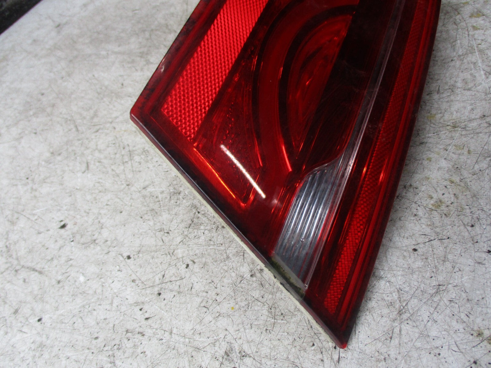 JAGUAR XE 2017 NSR PASSENGER SIDE REAR TAIL LIGHT TAIL LAMP
