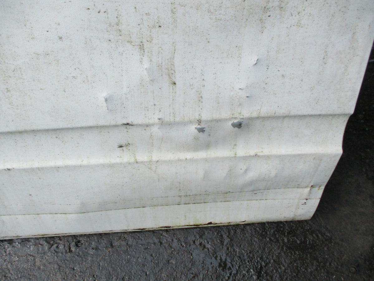 SAIC LDV MAXUS V80 2016 NS PASSENGER SIDE SLIDING DOOR WHITE