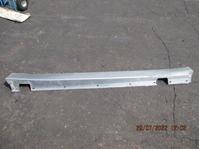 BMW 5 SERIES E60 E61 OS DRIVER SIDE SKIRT VALANCE GREY 7033760