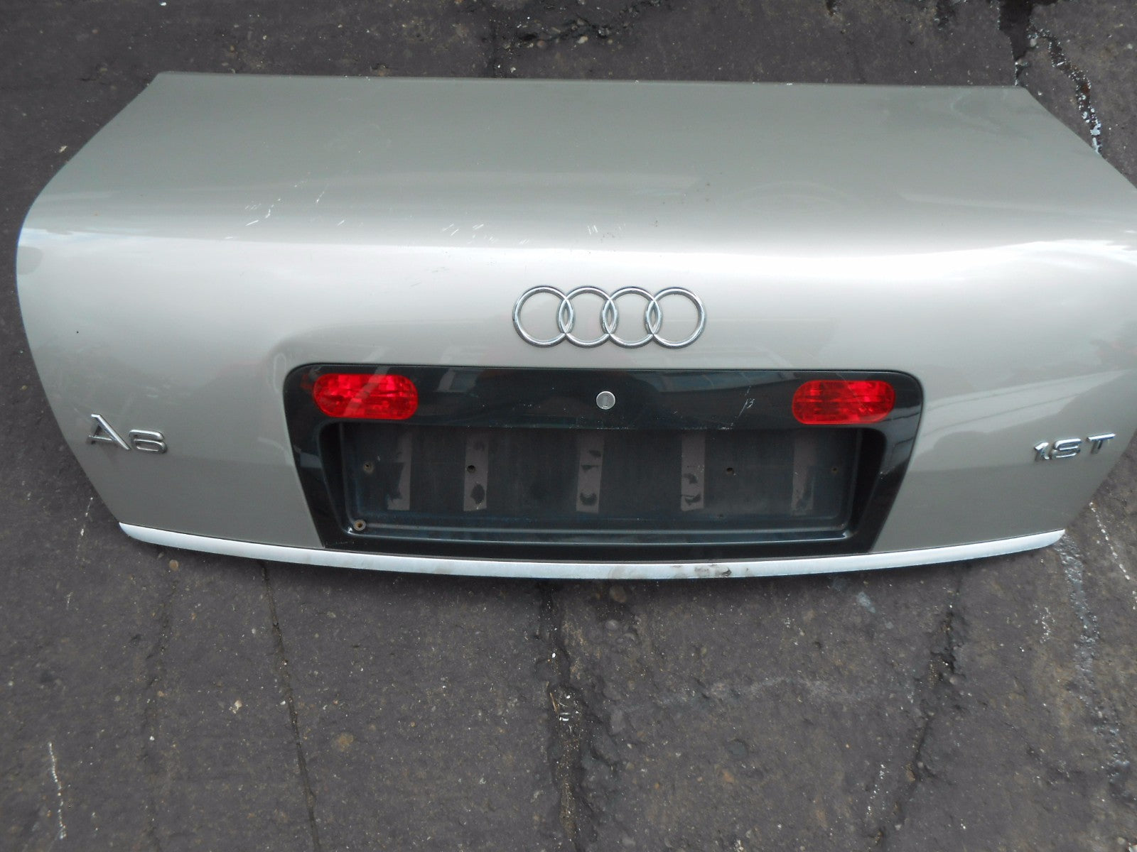 AUDI A6 2003 SALOON BOOTLID TAILGATE BEIGE