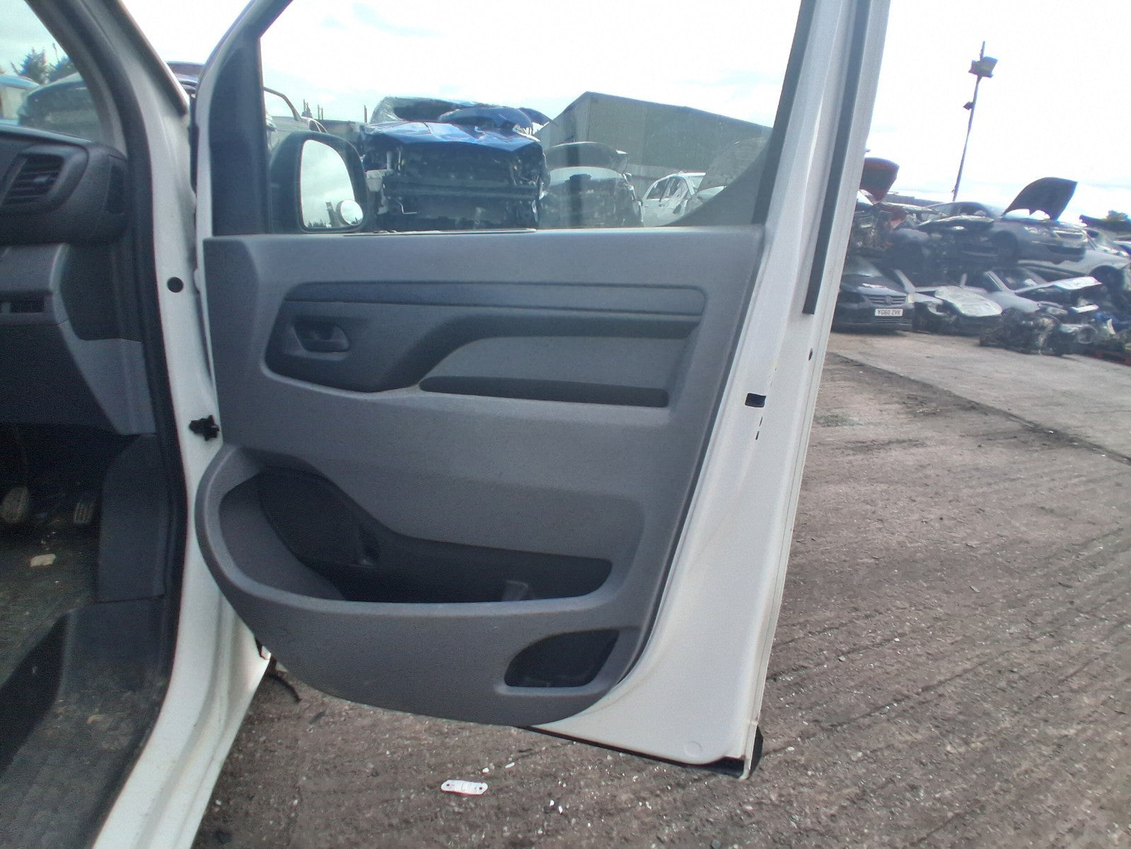 2019 CITROEN DISPATCH VIVARO MK3 OSF DRIVER SIDE FRONT WINDOW MOTOR REGULATOR