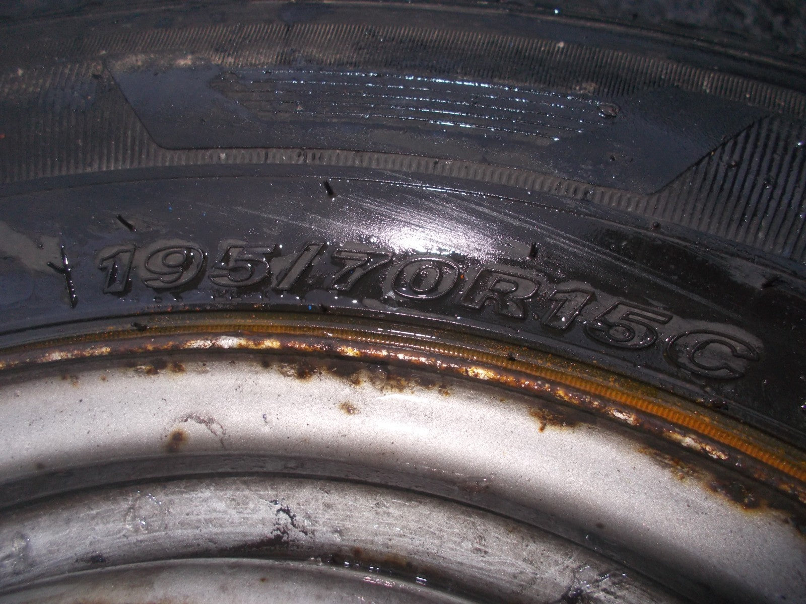 FORD TRANSIT NEXEN 5 STUD 15 INCH STEEL WHEEL 195/70 R15 2150829