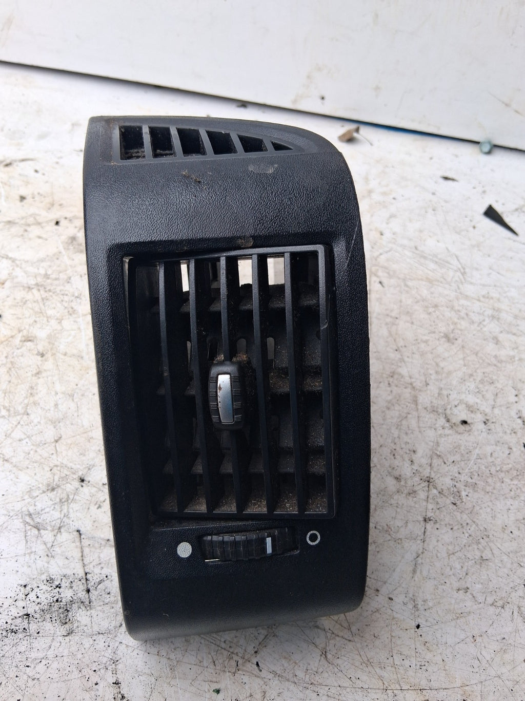 2016 PEUGEOT BOXER MK3 OSF DRIVER SIDE FRONT RIGHT AIR VENT LS385817