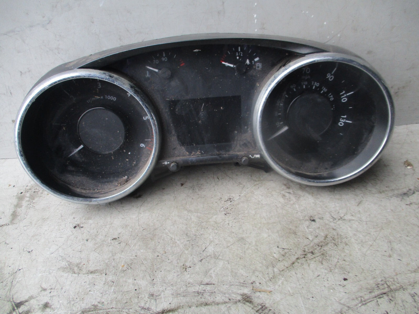 2013 PEUGEOT 5008 SPEEDOMETER INSTRUMENT CLUSTER 9804263980