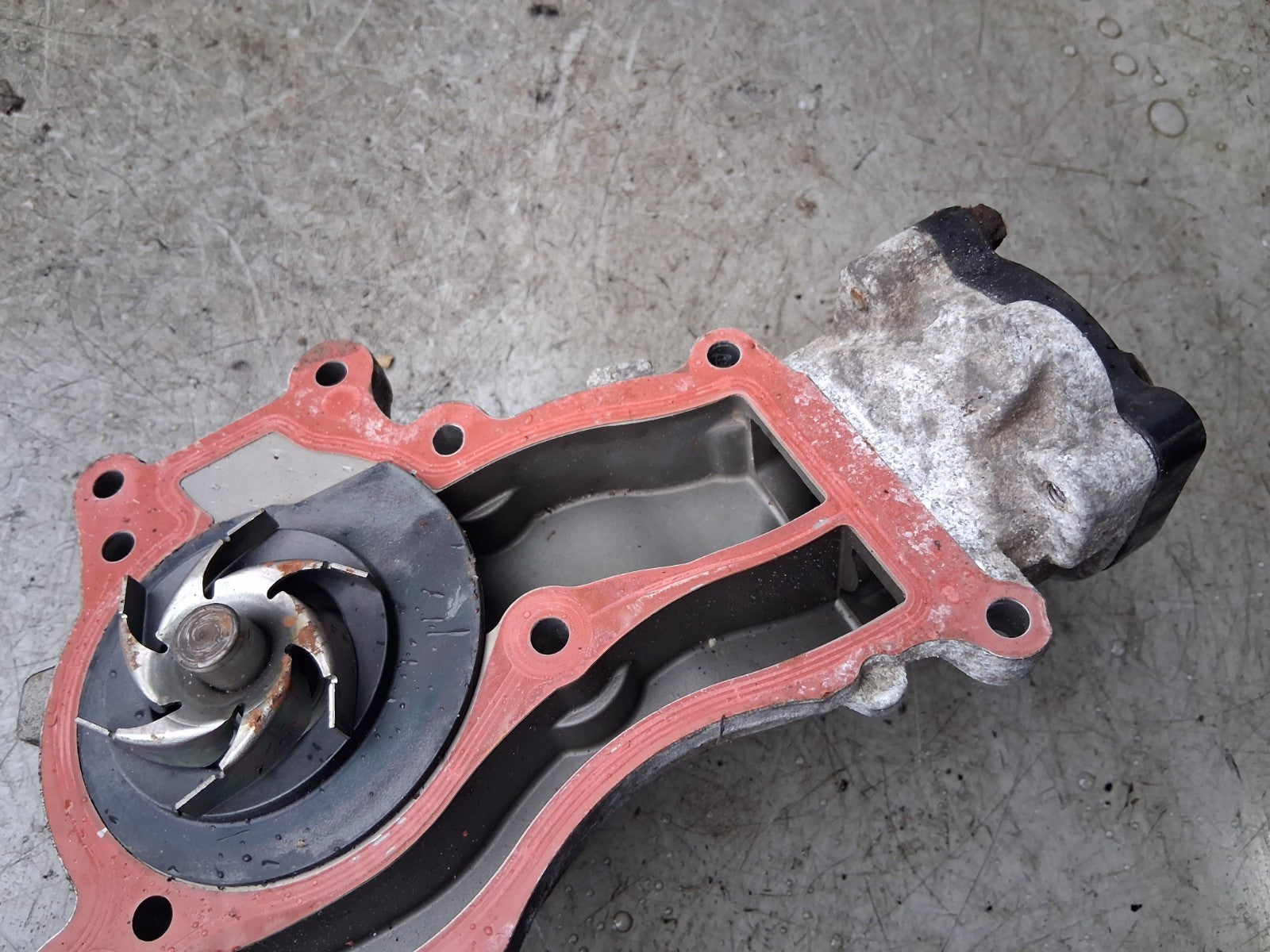 2018 VAUXHALL CORSA E WATER PUMP 25193407