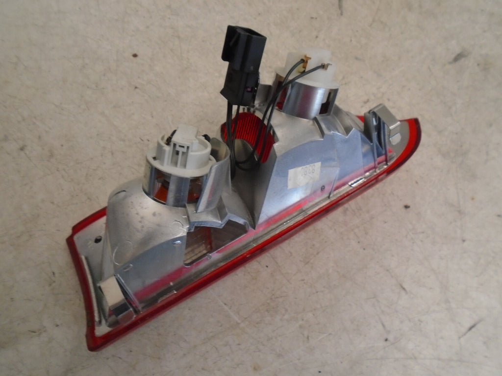 VAUXHALL INSIGNIA MK1 2011 ESTATE OSR DRIVER SIDE REAR INNER TAIL LIGHT 13226855
