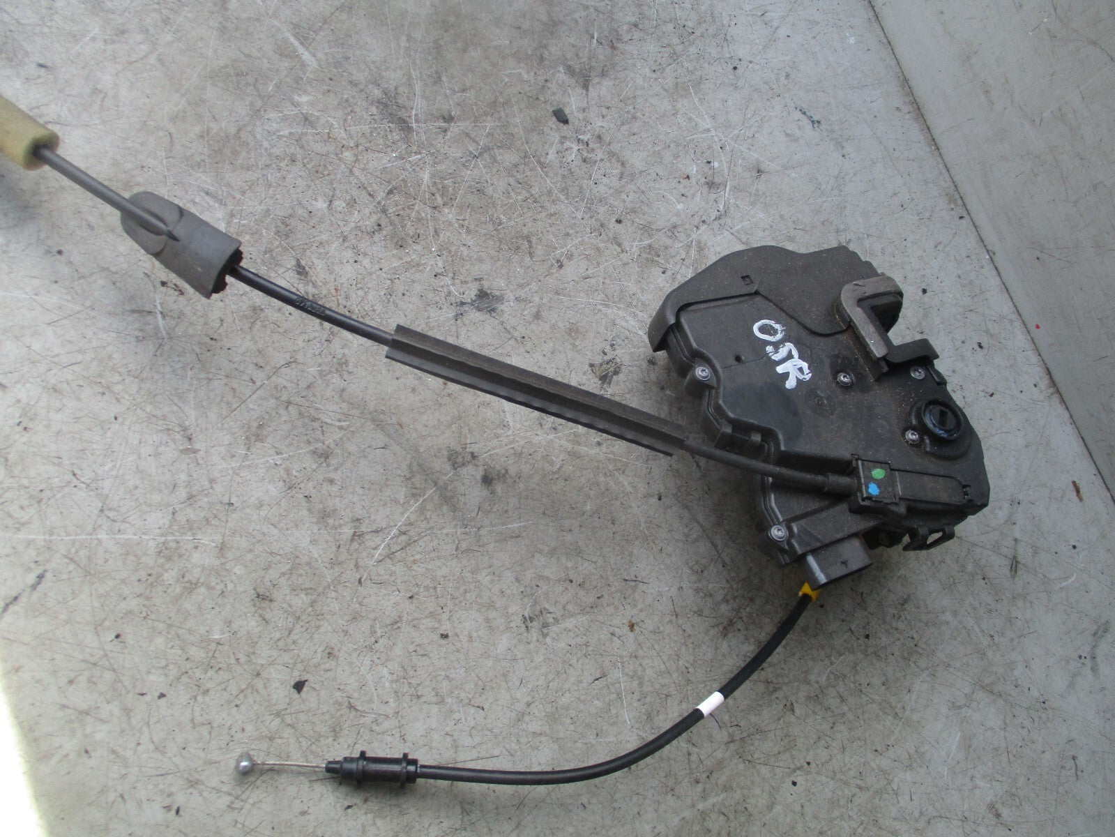 2019 CITROEN C4 CACTUS OSR REAR DRIVING SIDE DOOR LOCK LATCH 9832797380