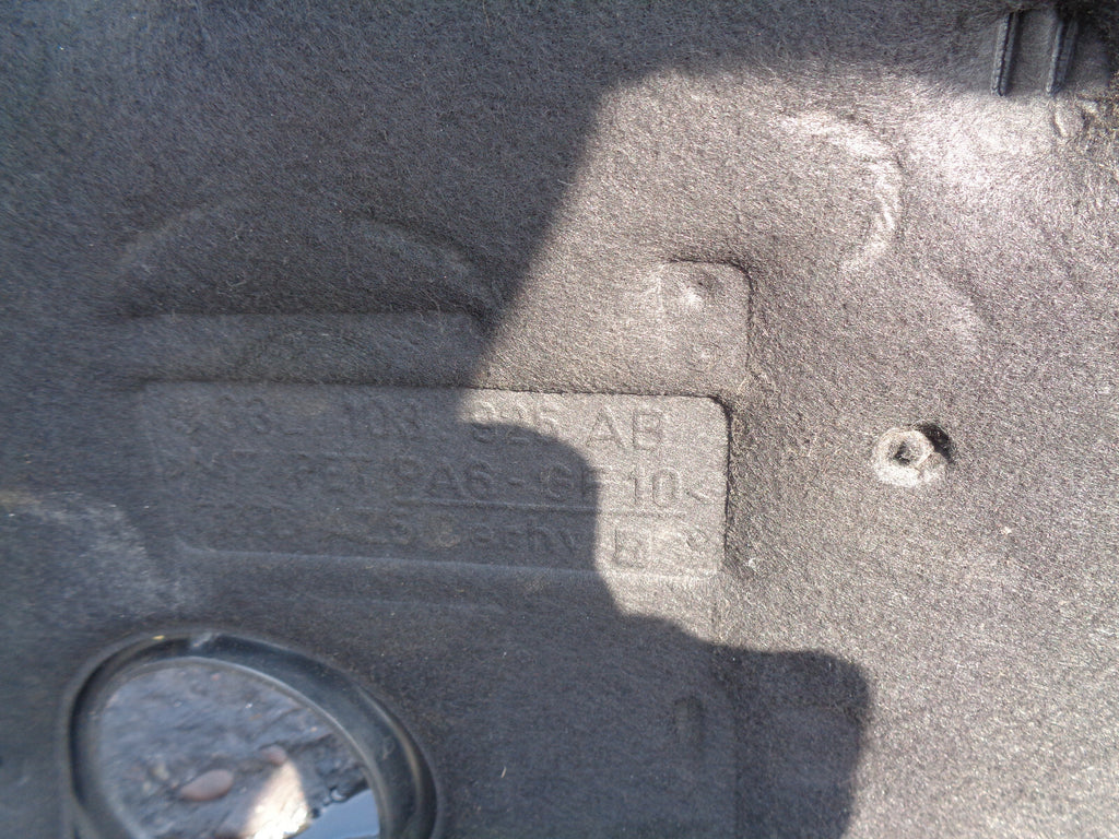 AUDI A4 B8 2014 2.0 TDI DIESEL ENGINE COVER 03L103925AB
