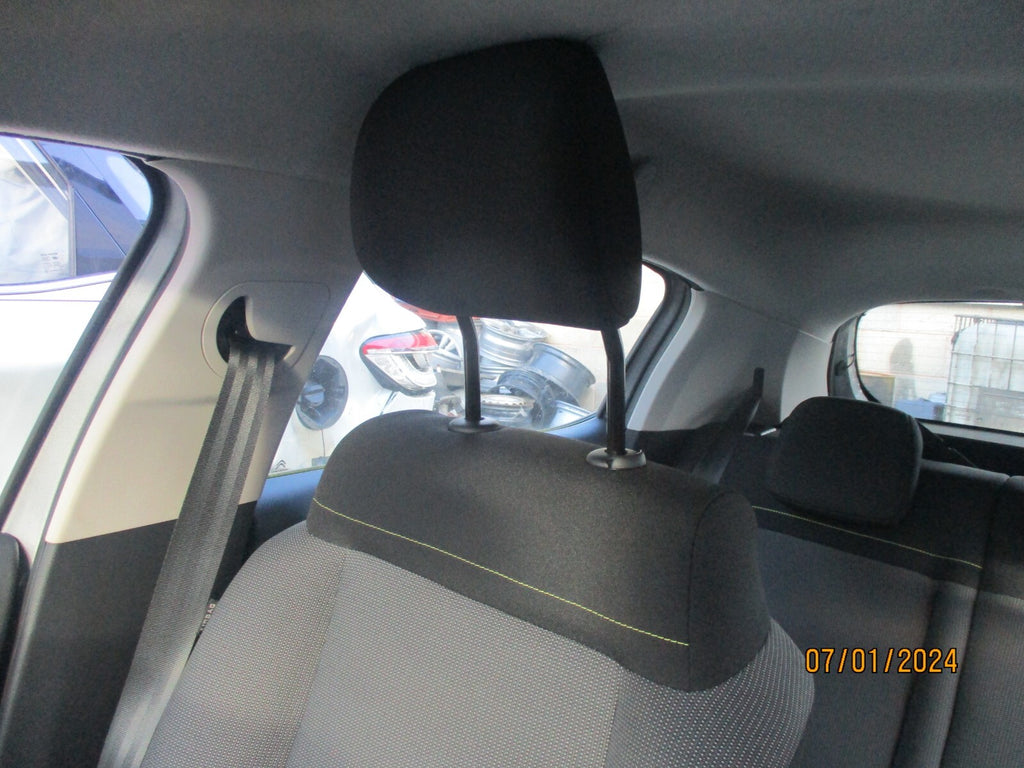 CITROEN C3 2021 MK3 HATCH OSF DRIVER SIDE FRONT COMPLETE SEAT FABRIC