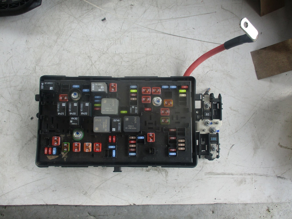 VAUXHALL INSIGNIA A MK1 CDTI FUSE BOX BODY CONTROL RELAY UNIT MODULE 22933570