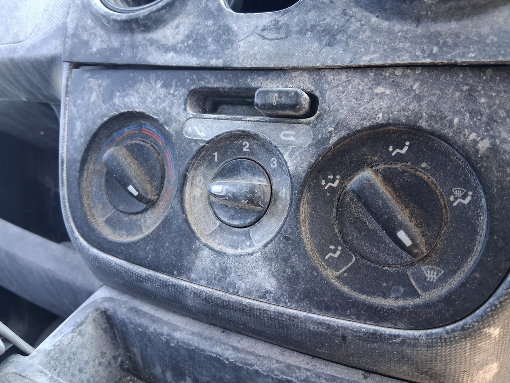 2015 PEUGEOT BIPPER HEATER CLIMATE CONTROL SWITCH PANEL