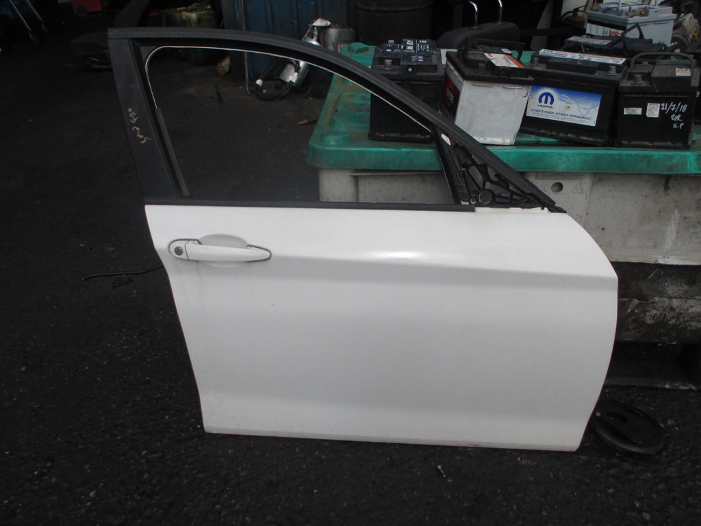 BMW 1 SERIES F20 LCI 2015 DRIVER SIDE FRONT BARE DOOR WHITE 300