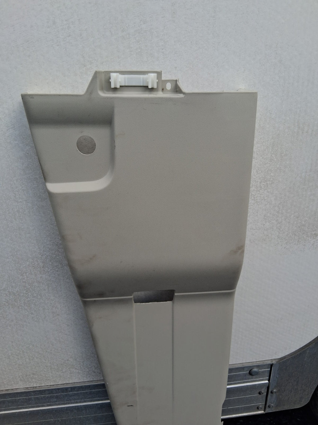 2024 FIAT DUCATO MK3 NSF PASSENGER SIDE FRONT A PILLAR TRIM PANEL 1305996070