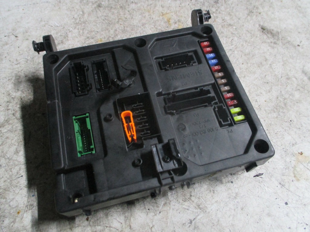SEAT ALHAMBRA MK1 7M 2004 1.9 DIESEL FUSEBOX CONTROL MODULE UNIT 4M2114B205BA