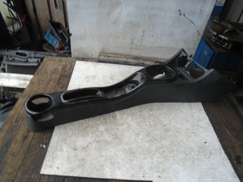 DACIA DUSTER 2016 MK1 FACE CENTRE CONSOLE