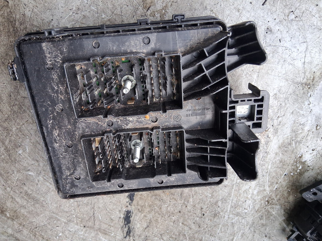 2021 FORD TRANSIT 350 MK8 FUSE BOX RELAY BOX KK3T14D068CE