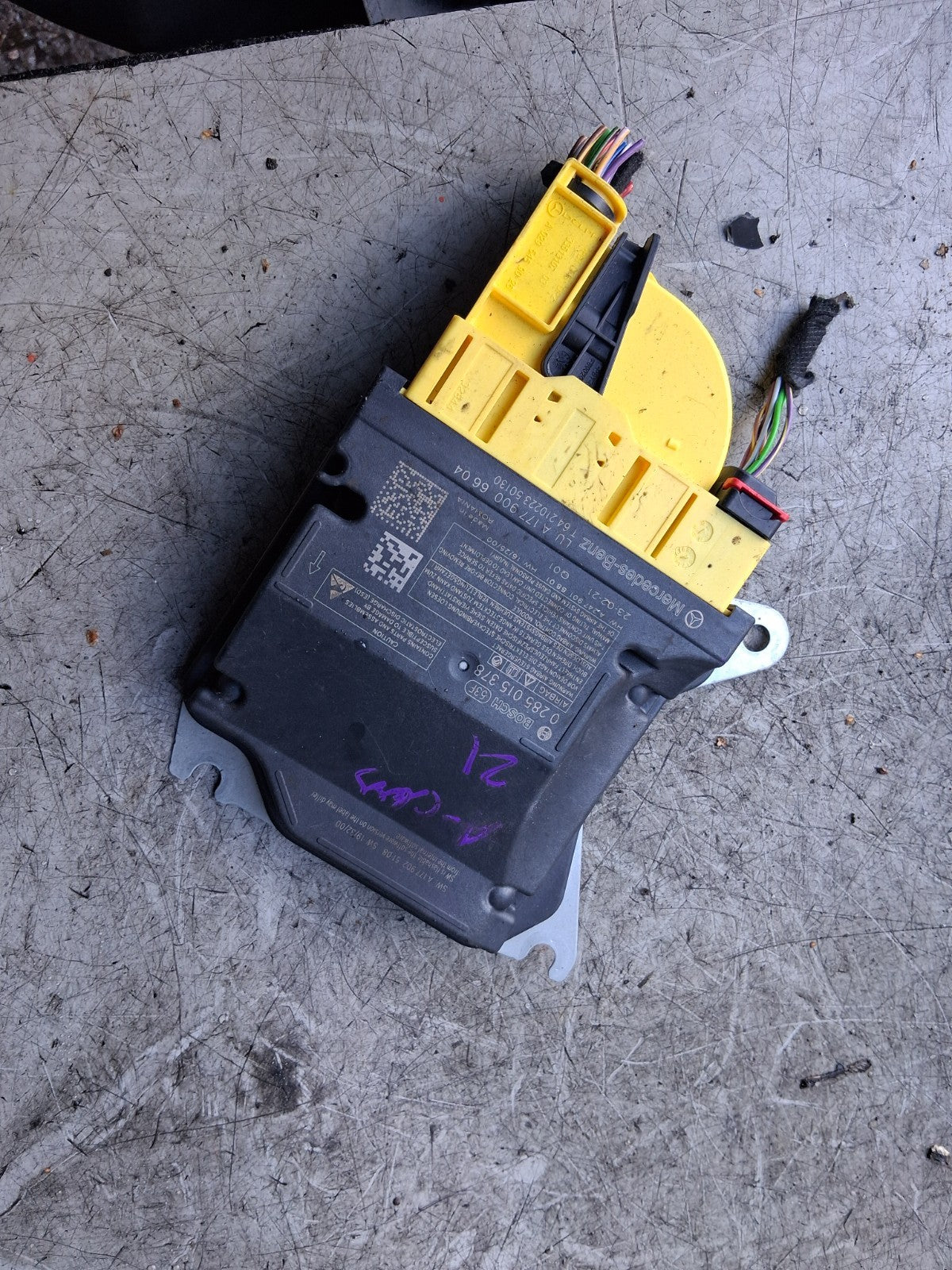 2021 MERCEDES BENZ A CLASS AIRBAG CONTROL MODULE ECU A2479018801