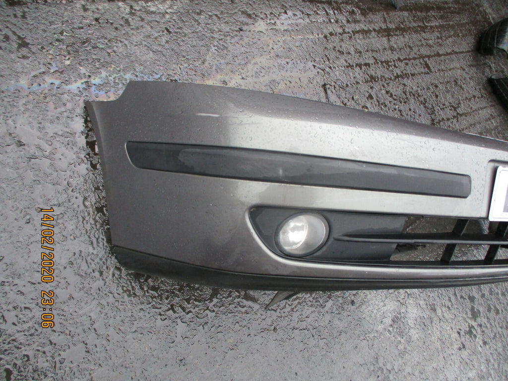 RENAULT LAGUNA MK2 PRE FACELIFT 2004 COMPLETE FRONT BUMPER GREY