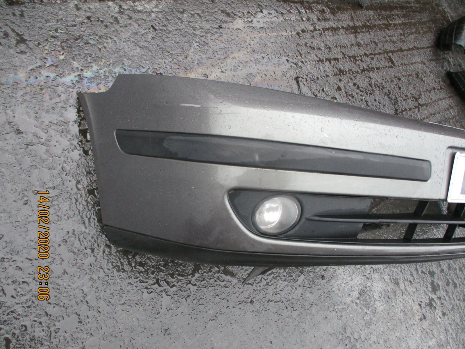 RENAULT LAGUNA MK2 PRE FACELIFT 2004 COMPLETE FRONT BUMPER GREY