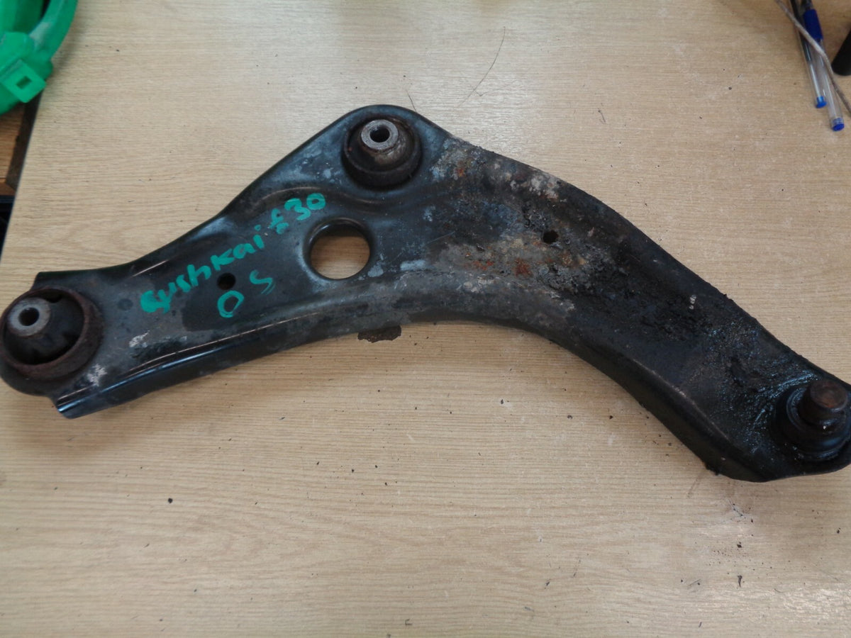 NISSAN QASHQAI J11 OSF DRIVER SIDE FRONT WISHBONE