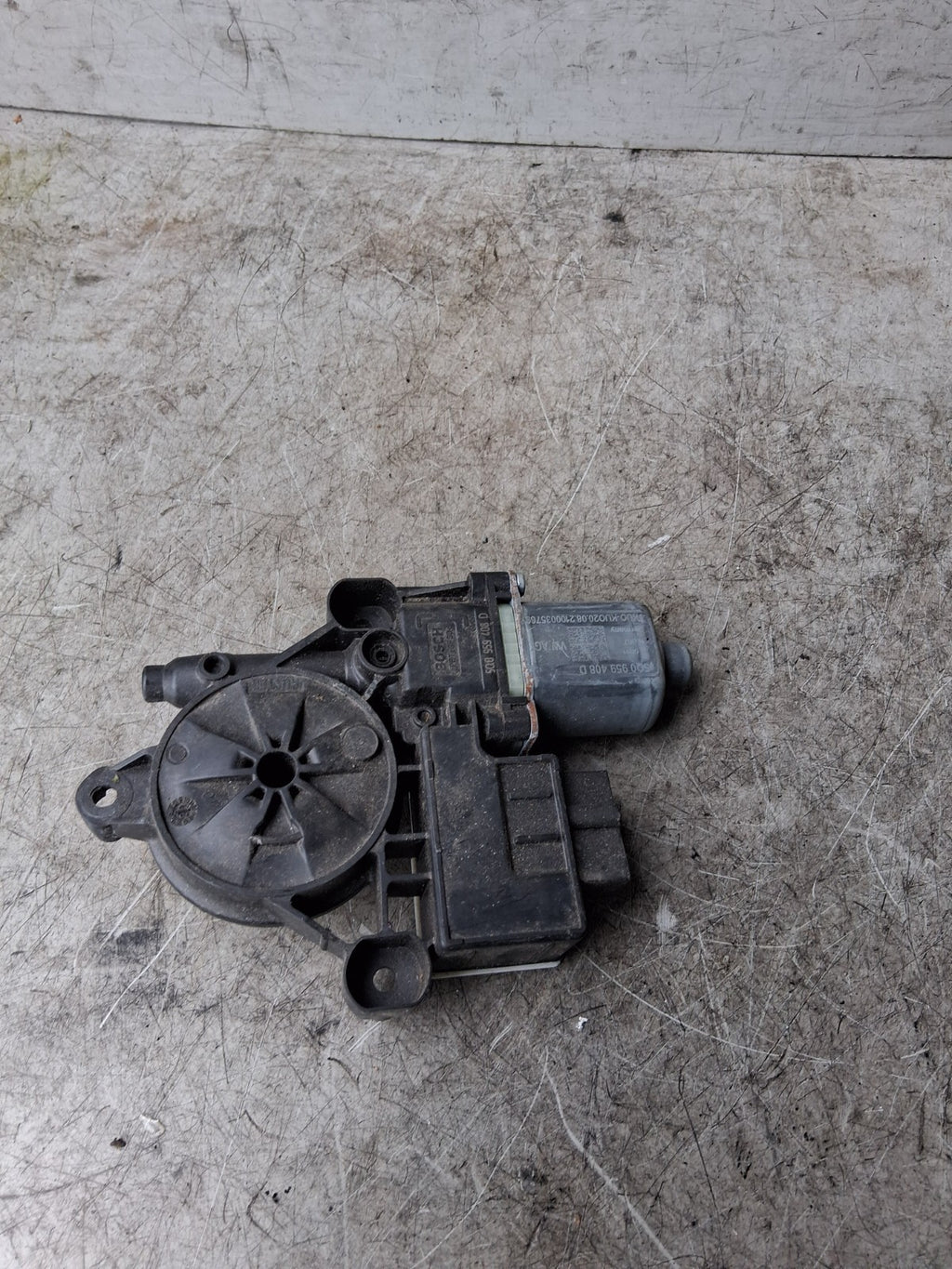 2021 VW VOLKSWAGEN T CROSS WINDOW WIPER MOTOR W000086080A