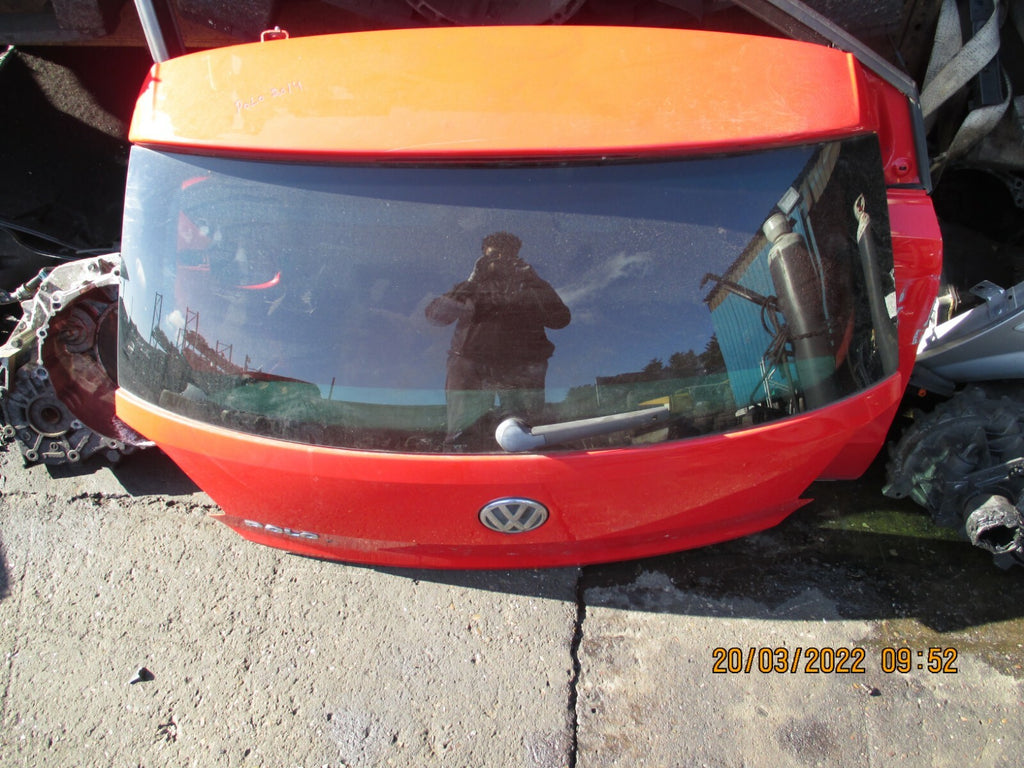 VOLKSWAGEN POLO 2014 MK5 6R REAR COMPLETE TAILGATE RED