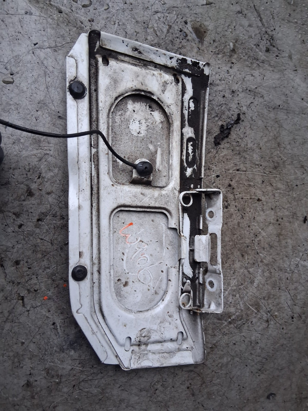 2016 MERCEDES SPRINTER MK2 W906 FUEL FLAP LID COVER WHITE A0004705805001