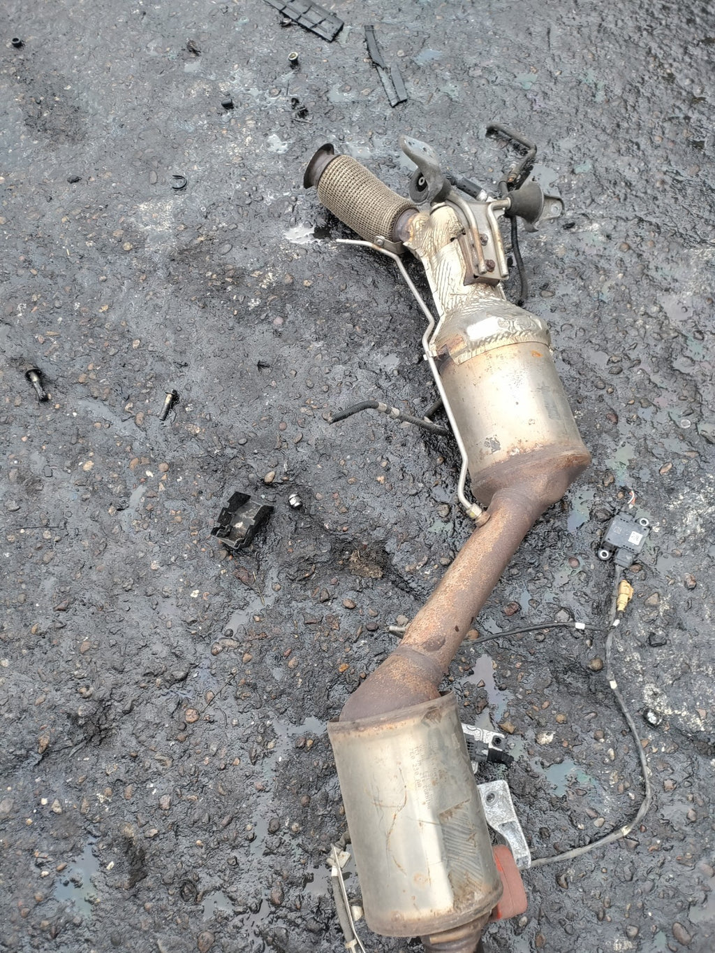 2022 VW CRAFTER MK2 2.0 TDI CATALYTIC CONVERTERS & SENSORS & BACK BOX 2N0131700D