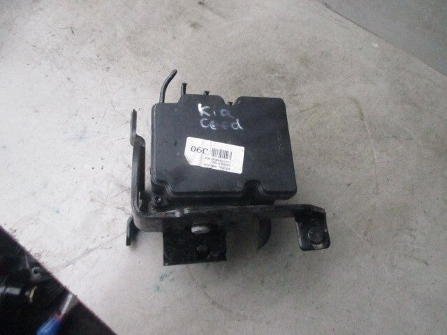 2019 KIA CEED 1.7 DIESEL ABS PUMP UNIT 58900J7900