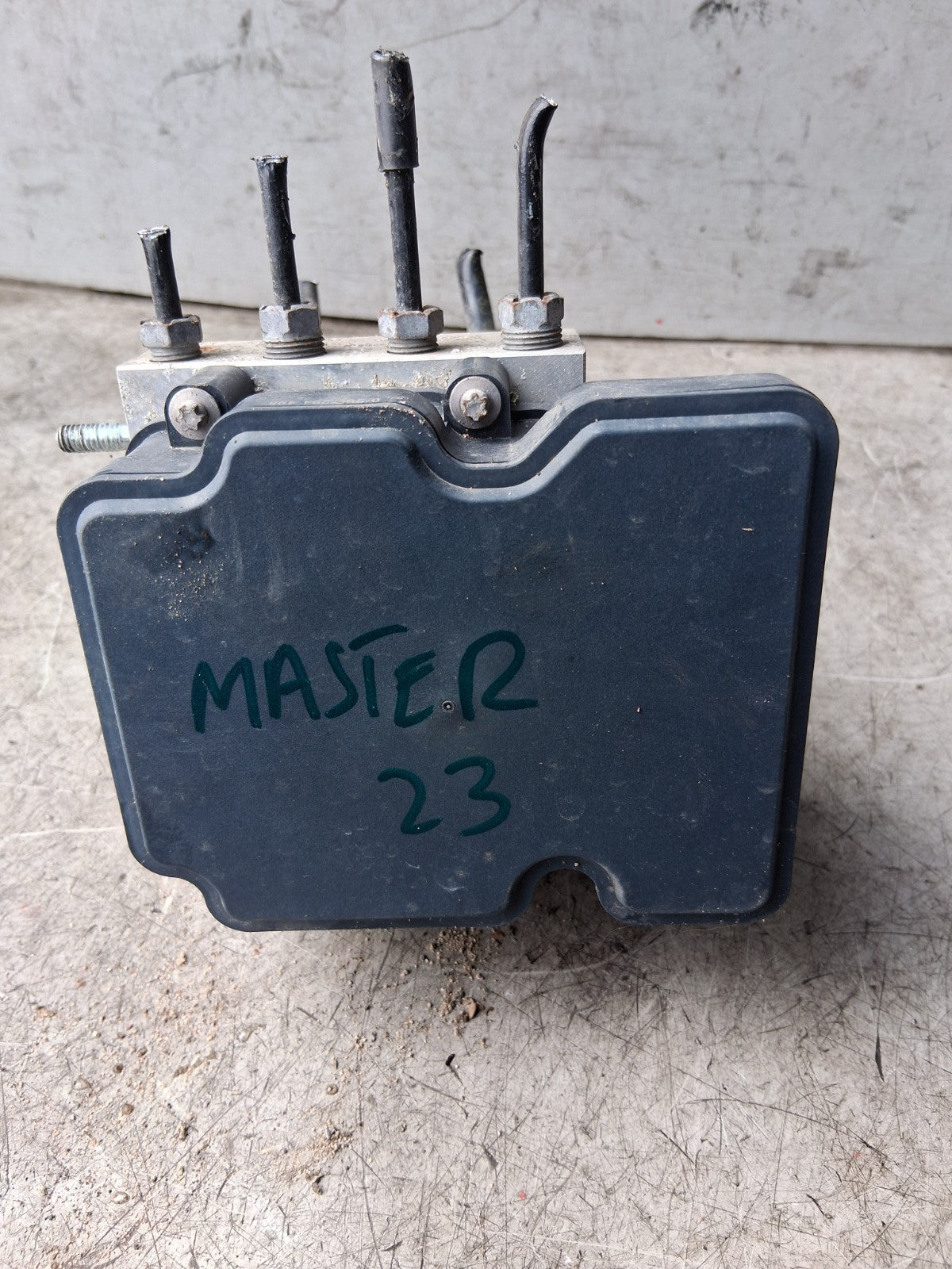 2023 RENAULT MASTER MK3 ABS PUMP CONTROL MODULE 476607708