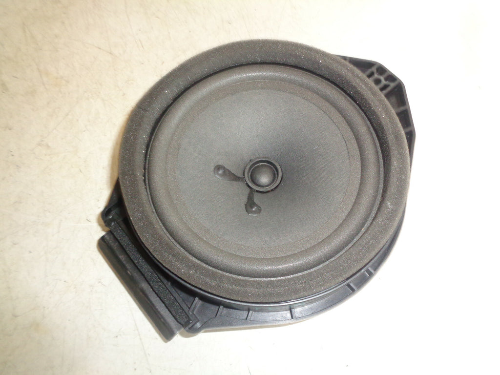 VAUXHALL VIVA 2017 NS PASSENGER SIDE FRONT DOOR SPEAKER 94524918