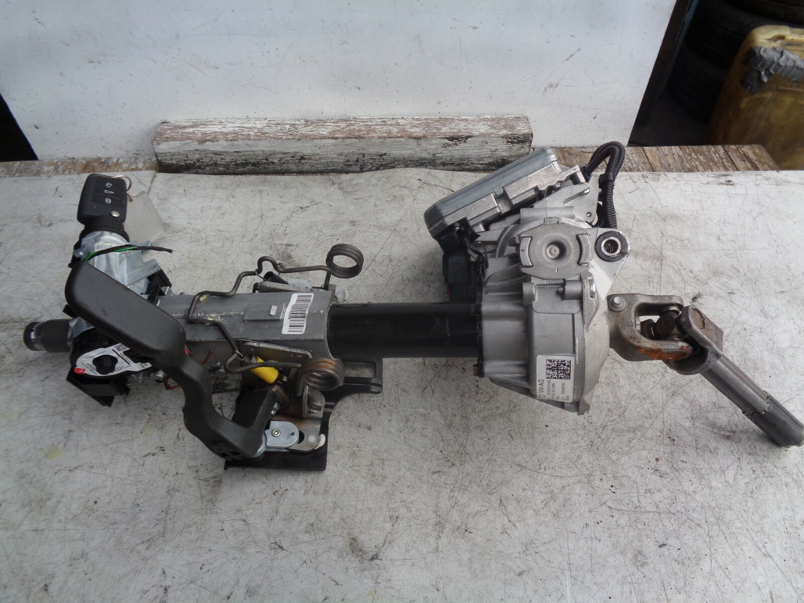 SKODA FABIA 2018 MK3 NJ 1.0 PETROL STEERING COLUMN + KEY 6C2423510BG