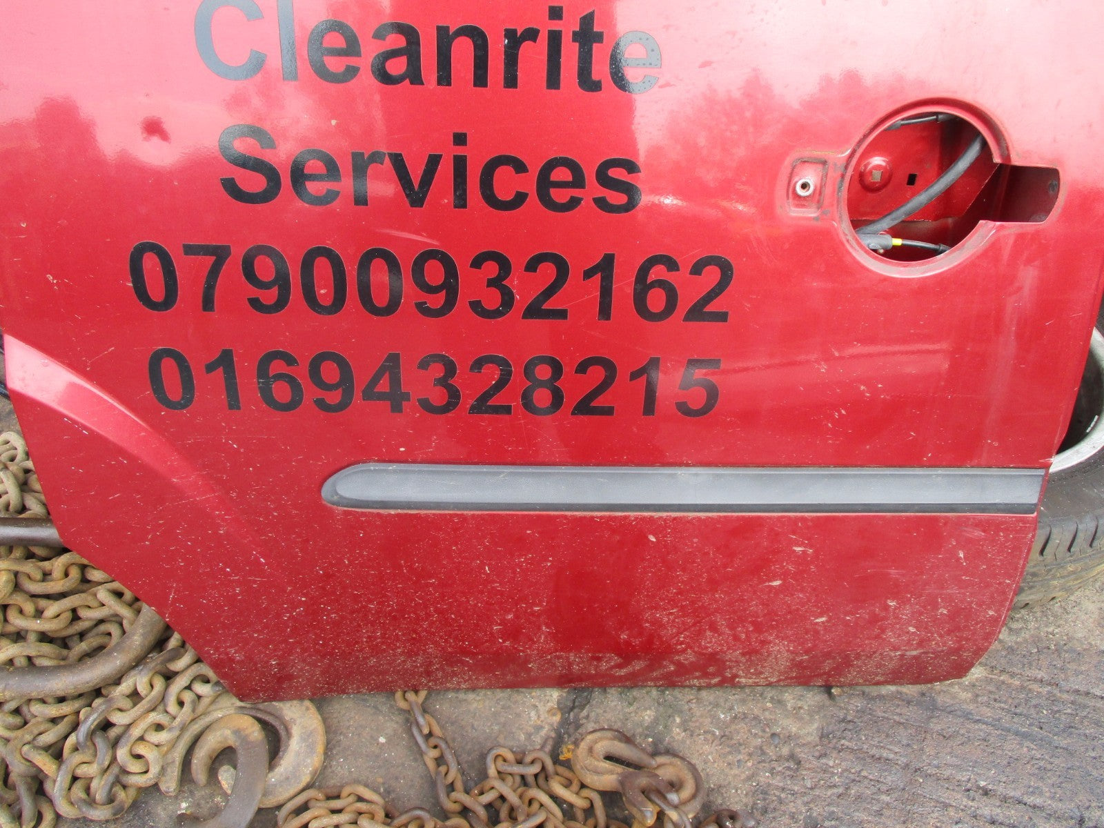 FIAT DOBLO MPV 2004 OS DRIVER SIDE SLIDING DOOR GLASS BURGUNDY RED