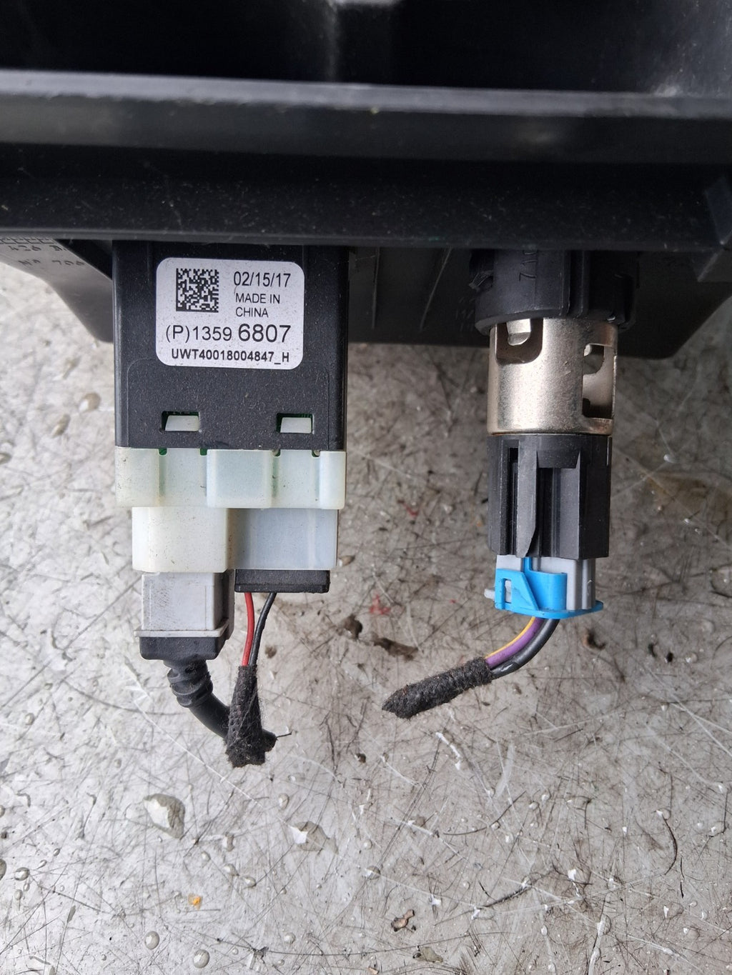2012 VAUXHALL CORSA E CENTRE CONSOLE GEAR SELECTOR 460029937