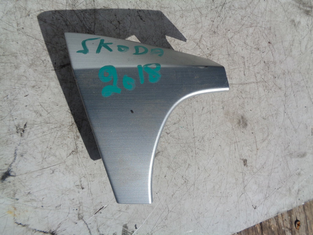 SKODA FABIA 2018 MK3 NJ PETROL 1.0 TSI RIGHT DASHBOARD TRIM PANEL 6V2858417A