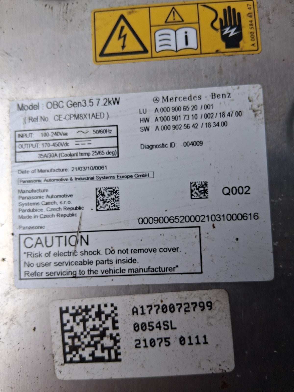 2021 MERCEDES A CLASS HYBRID BATTERY CHARGER/ INVERTER A0009006520
