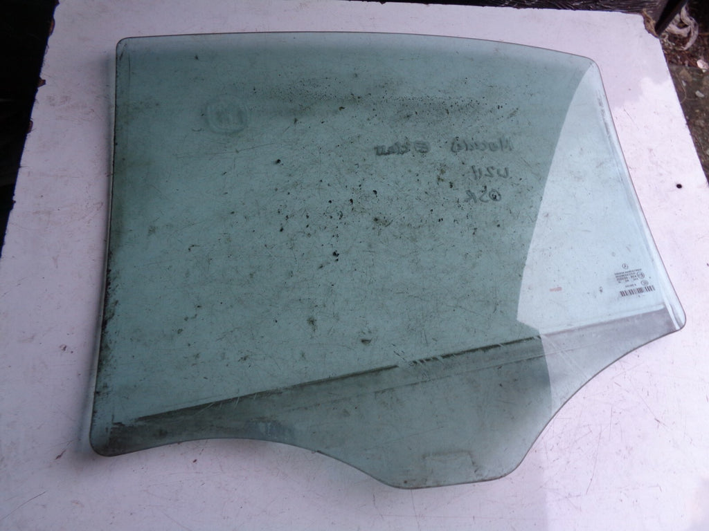 MERCEDES BENZ E CLASS W211 OSR DRIVER SIDE REAR DOOR WINDOW GLASS