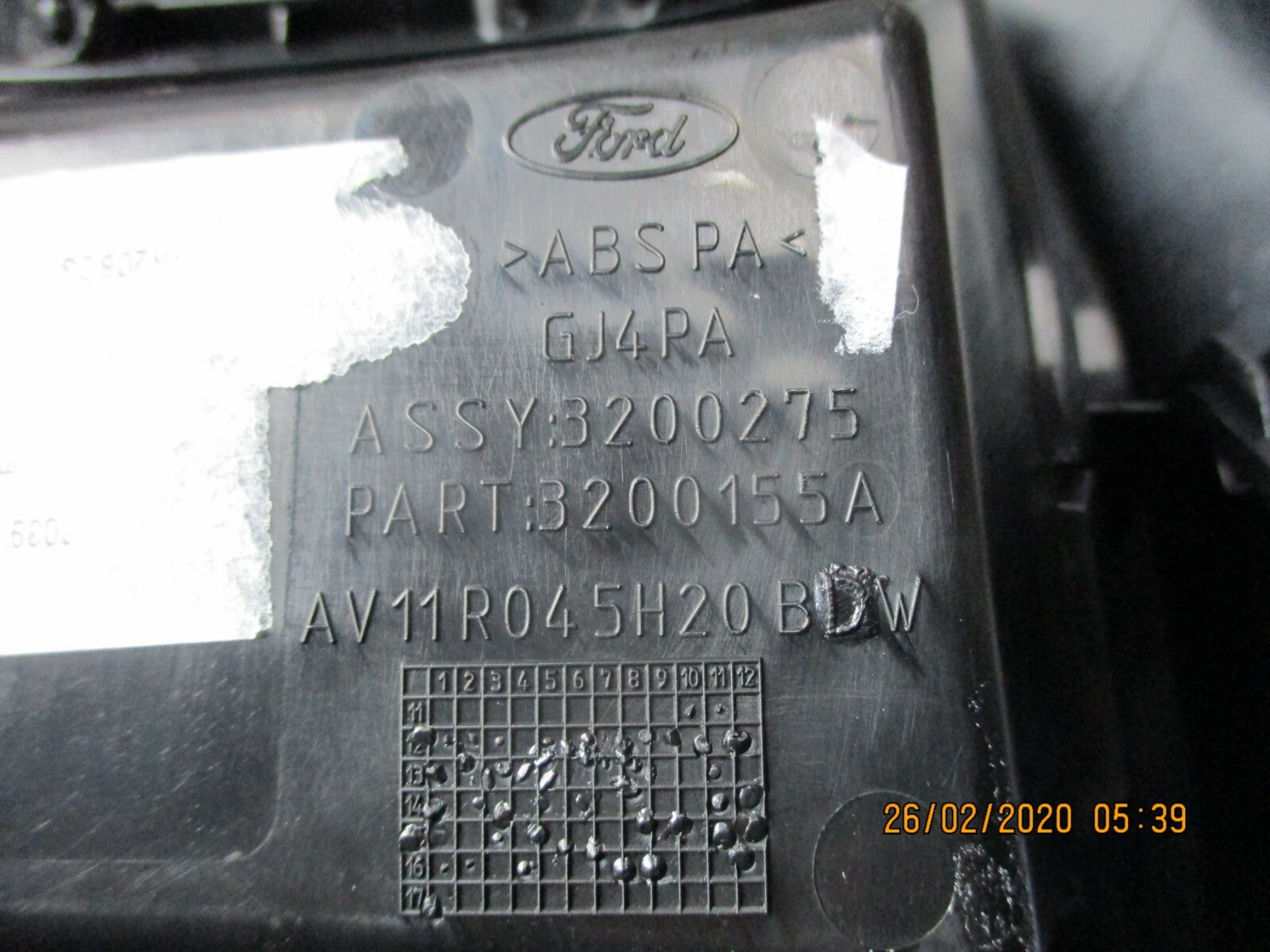 FORD B MAX 2017 HEATER CLIMATE CONTROL SWITCH PANEL SURROUND TRIM AV1T-19980-BL
