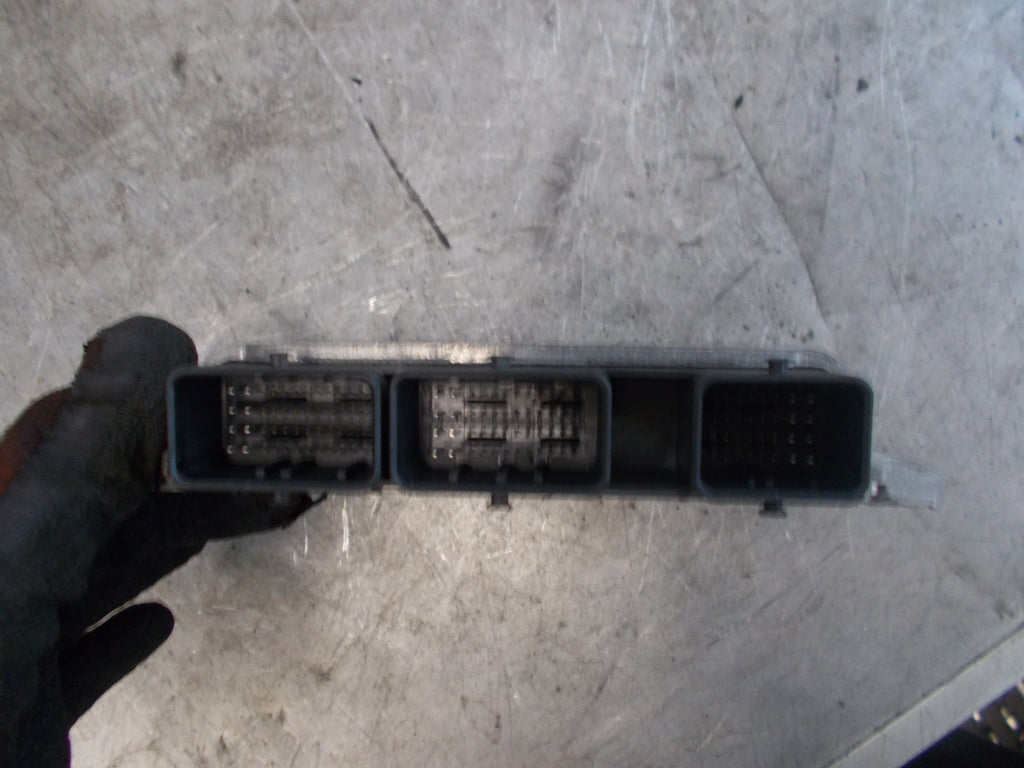 RENAULT MEGANE MK2 1.6 16V ENGINE CONTROL UNIT ECU MODULE 8200509516