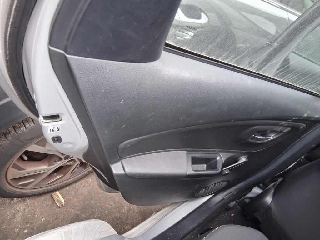 TOYOTA YARIS MK3 2019 NSR PASSENGER SIDE REAR DOOR CARD PANEL