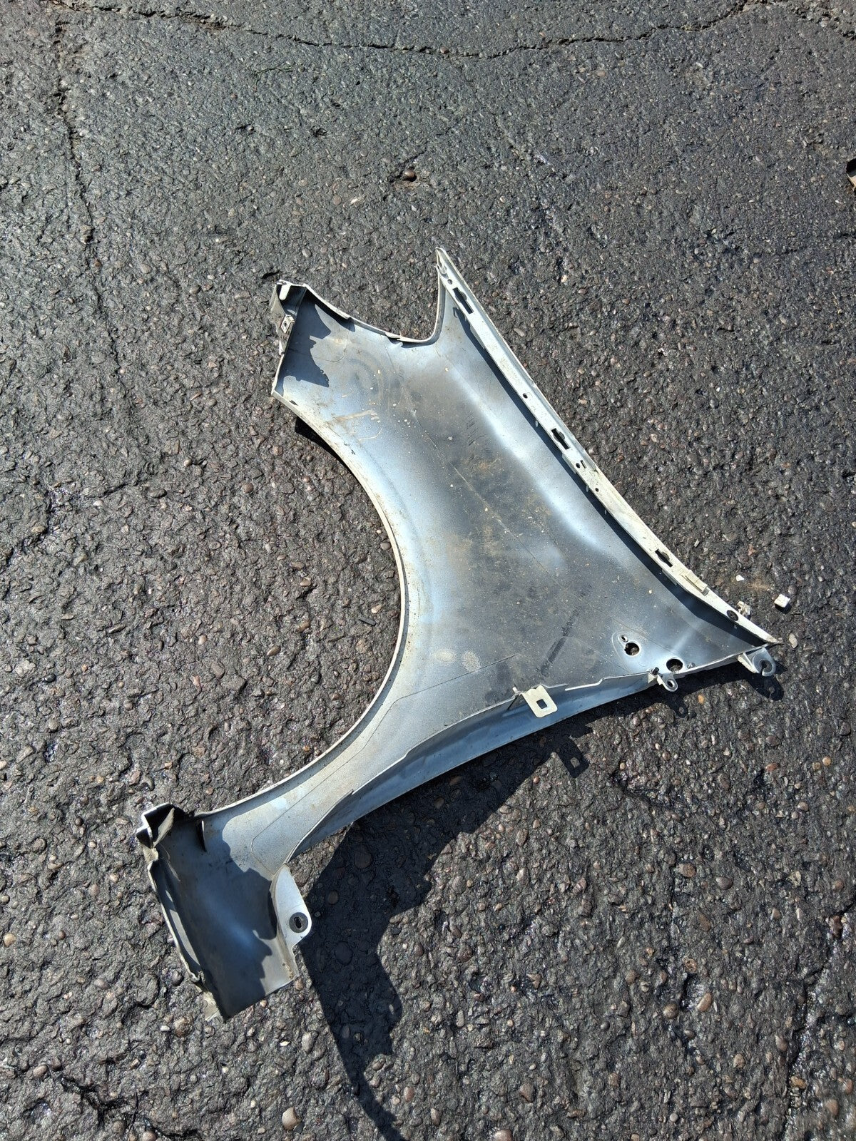 RENAULT CLIO MK3 2010 OS DRIVER SIDE WING PANEL WHITE
