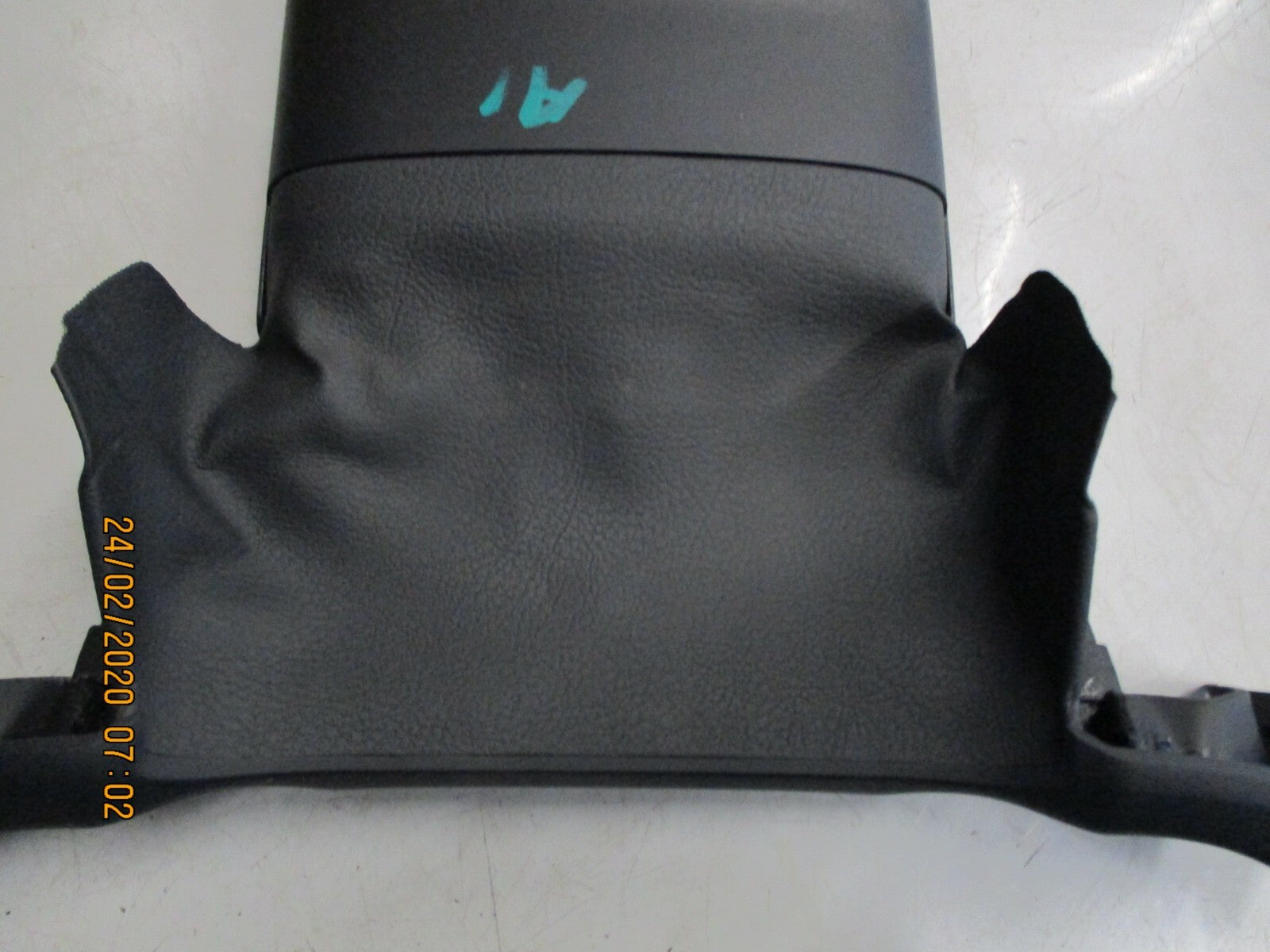 AUDI A1 MK1 8X 2017 UPPER STEERING COLUMN TRIM COVER SHROUD 8X28583456PS