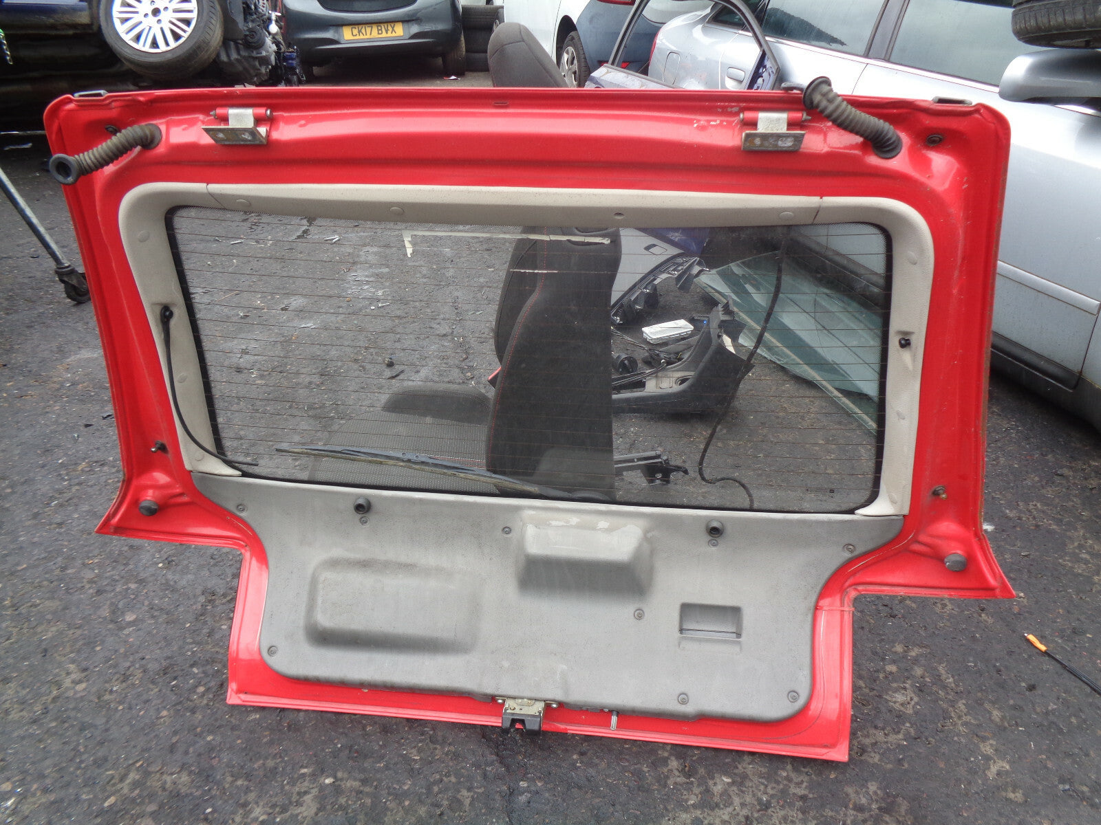 VAUXHALL ASTRA F MK3 1996 REAR COMPLETE BOOTLID TAILGATE SILVER RED