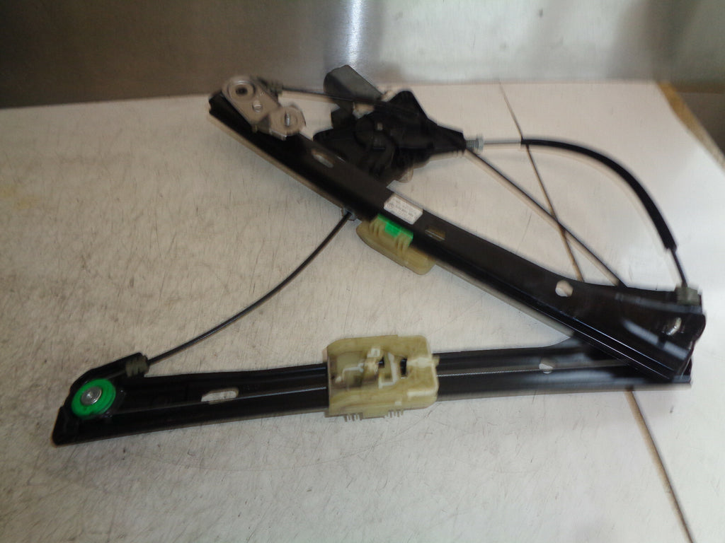 VW VOLKSWAGEN PASSAT B8 2018 OSF DRIVER FRONT WINDOW REGULATOR MOTOR 3G0837462C