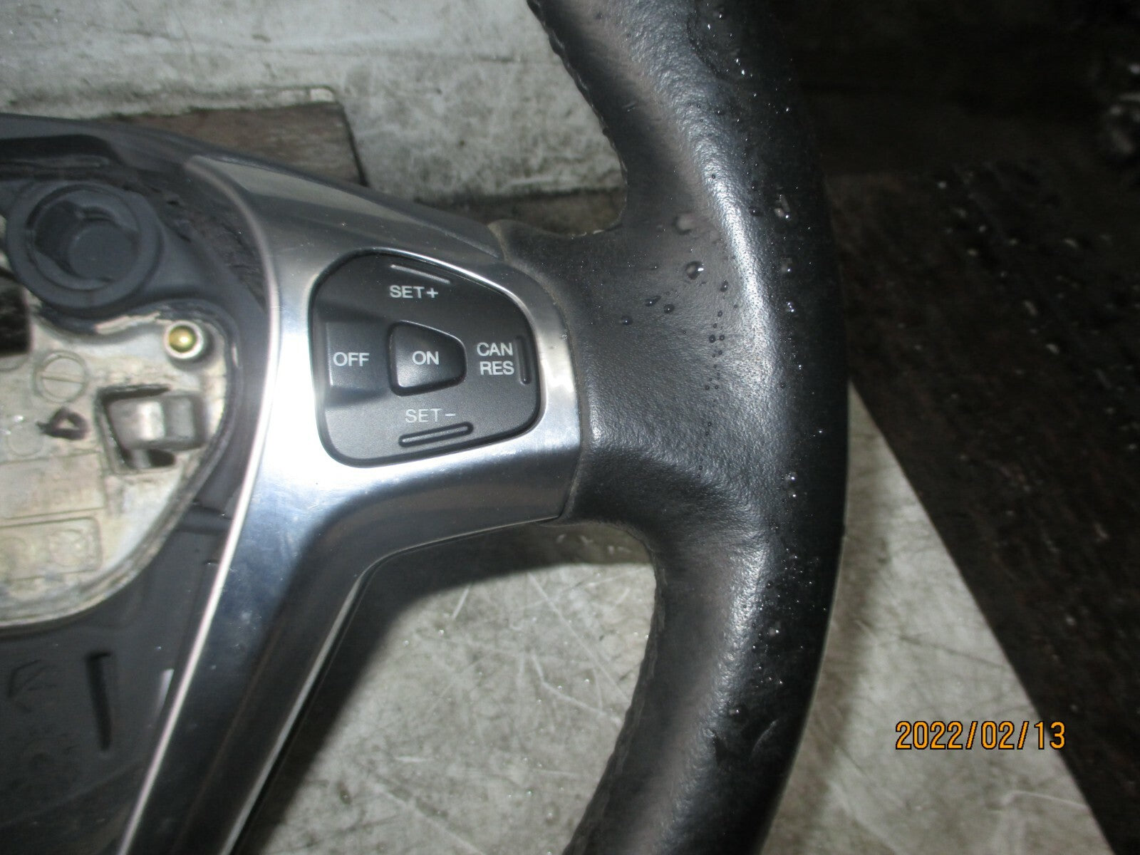 FORD ECOSPORT 2016 3 SPOKE MULTIFUNCTION LEATHER STEERING WHEEL CN113600FA3ZHE