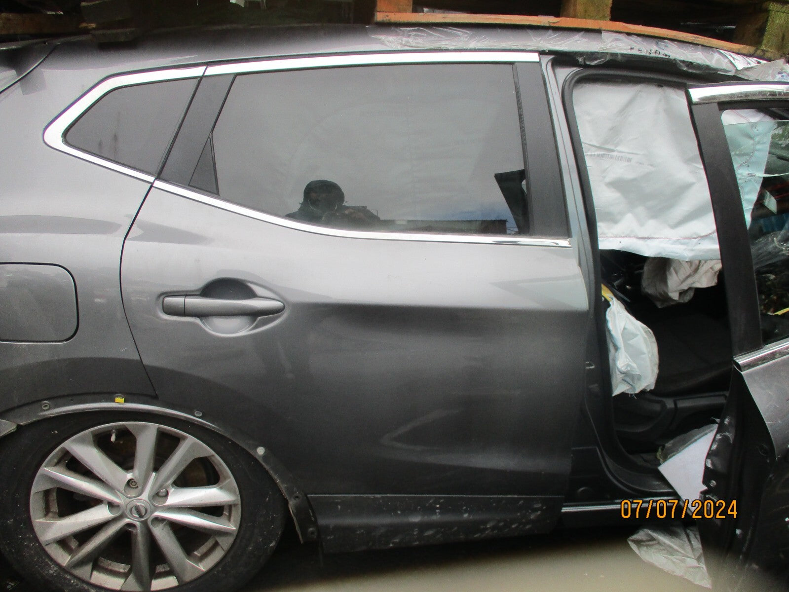 NISSAN QASHQAI J11 MK2 2014 OSR DRIVER SIDE REAR BARE DOOR GREY METALLIC KAD