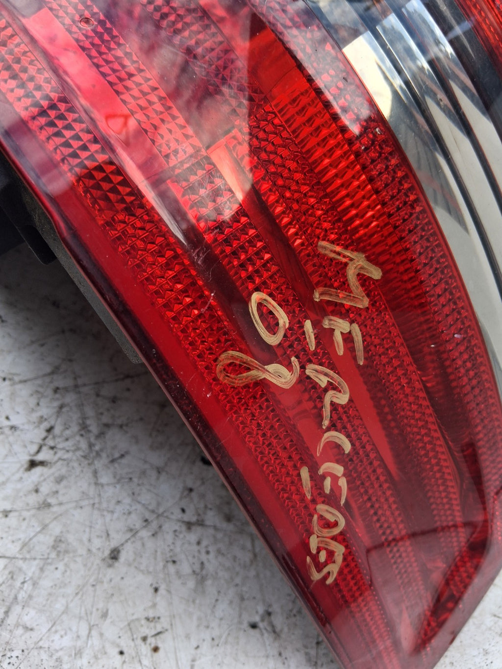 2008 MERCEDES B CLASS W245 NSR PASSENGER SIDE REAR OUTER TAIL LIGHT A1698202564